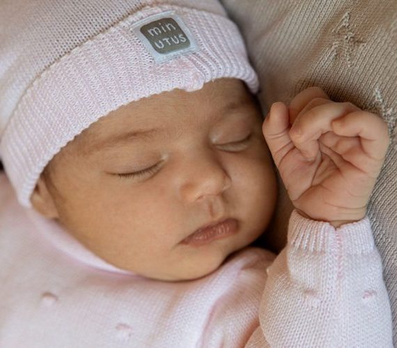 Cappellino Neonato in tricot 100% Cotone