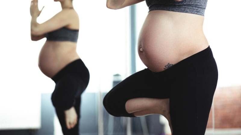 Muoviti e fai esercizio perdere peso dopo il parto