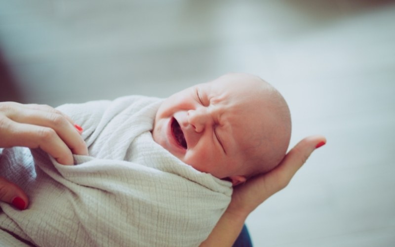 7 motivi per cui il tuo neonato piange sempre