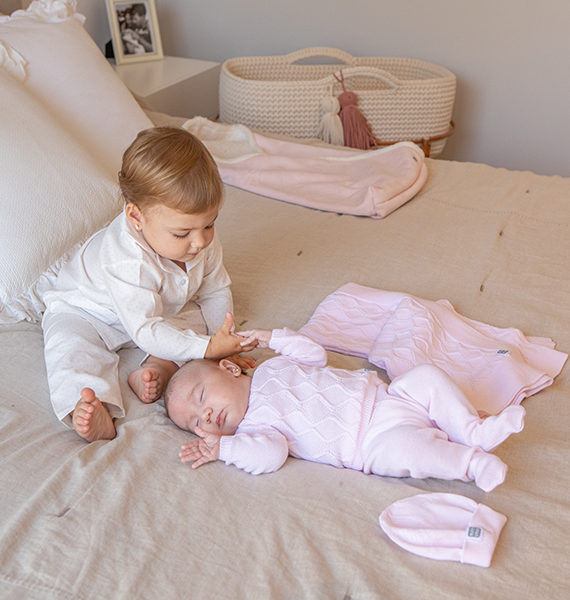 Pack Met 4 pezzi ( Maglione, Ghetta, cappellino e Coperta) 100% cotone