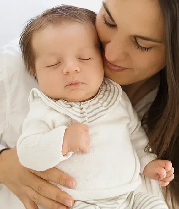 Completo Neonato 2 Pezzi con Maglioncino in Maglia e Ghettina a Righe