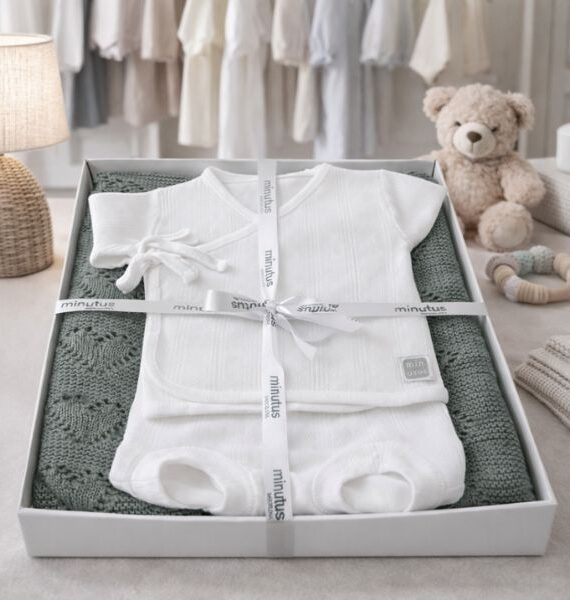 Set regalo per neonati con copertina | Maglioncino a maniche corte + tutina in cotone biologico  Cuore