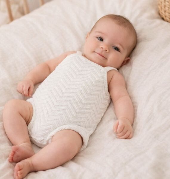 Tutina per neonati a zig zag  100% cotone