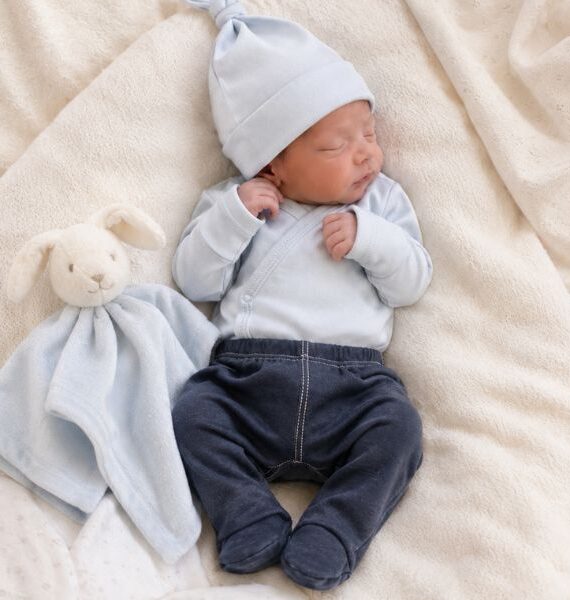 Pigiama neonato 3 pezzi, colore azzurro e blu notte